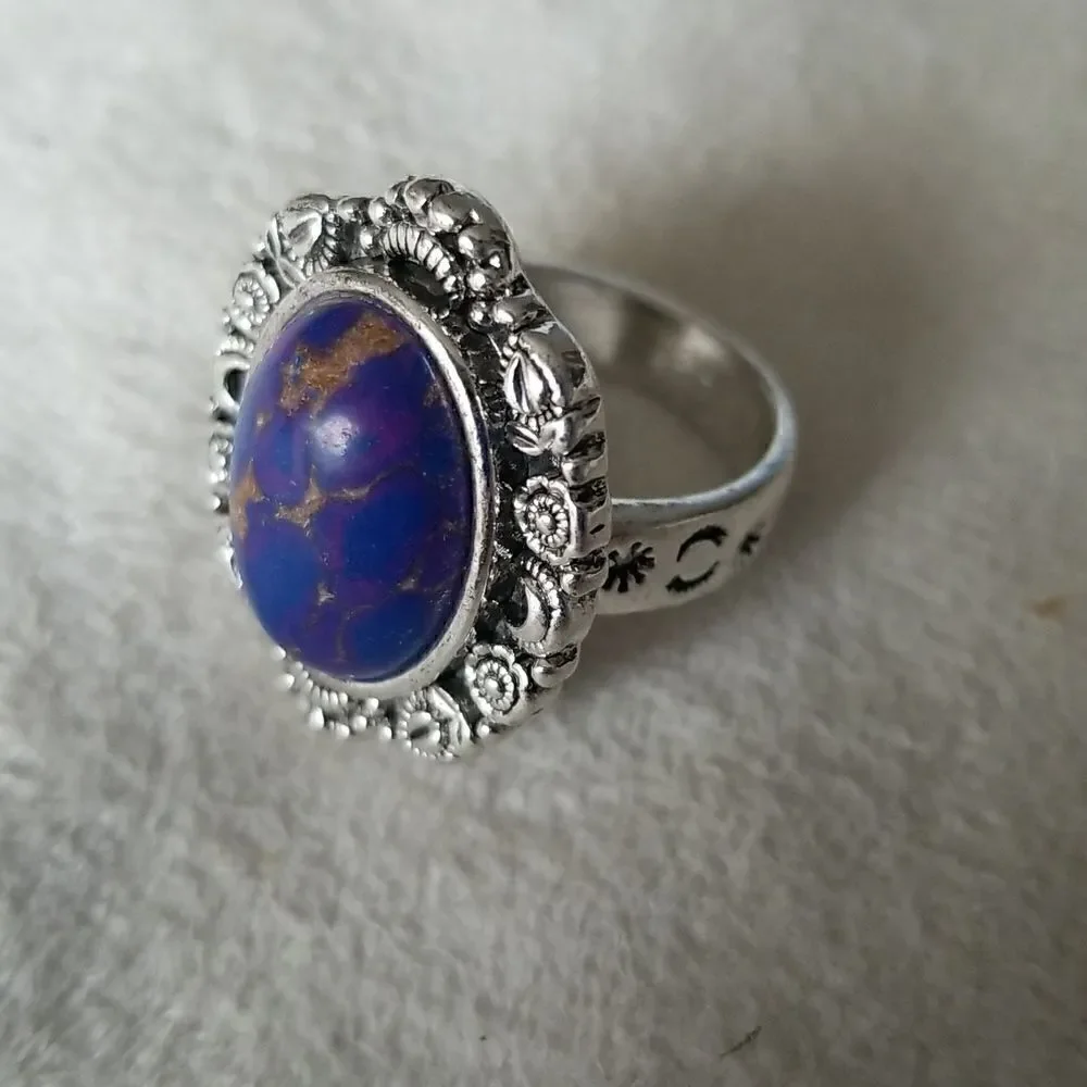 Purple vintage style silver tone band size 9